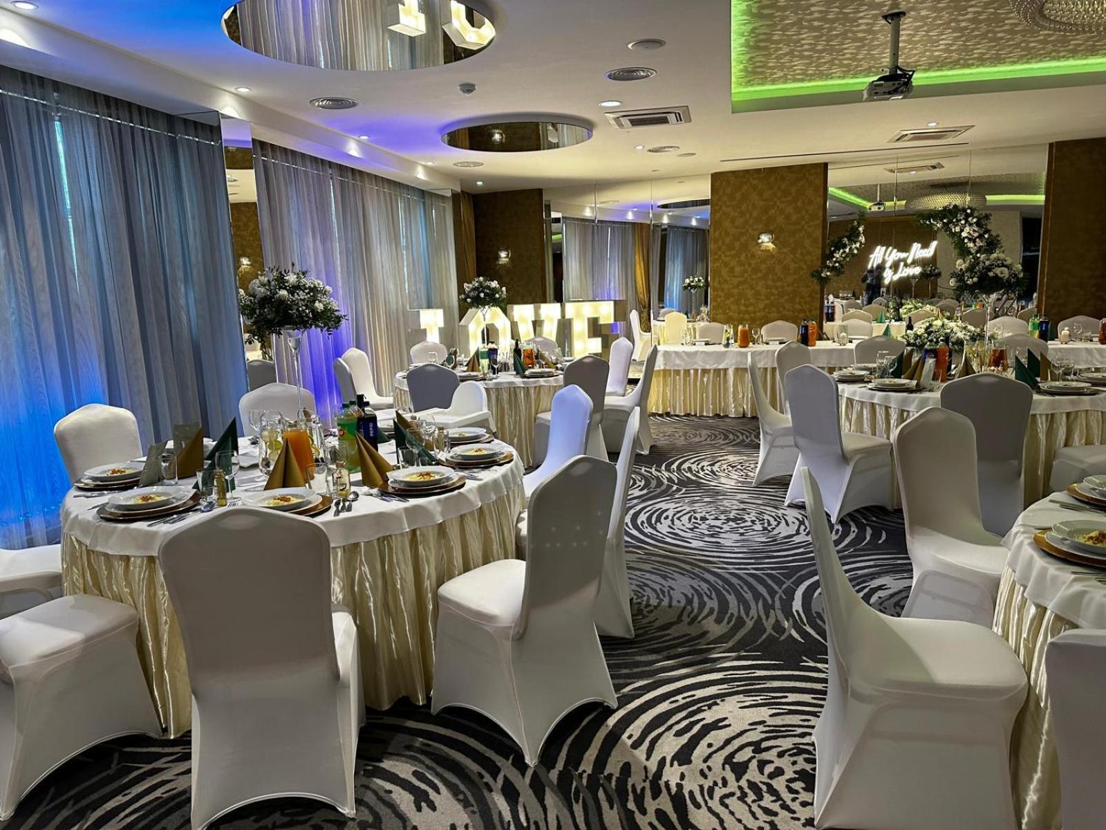 Arena Hotel Spa & Wellness Tychy Eksteriør billede