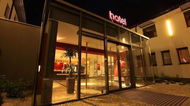 Arena Hotel Spa & Wellness Tychy Eksteriør billede